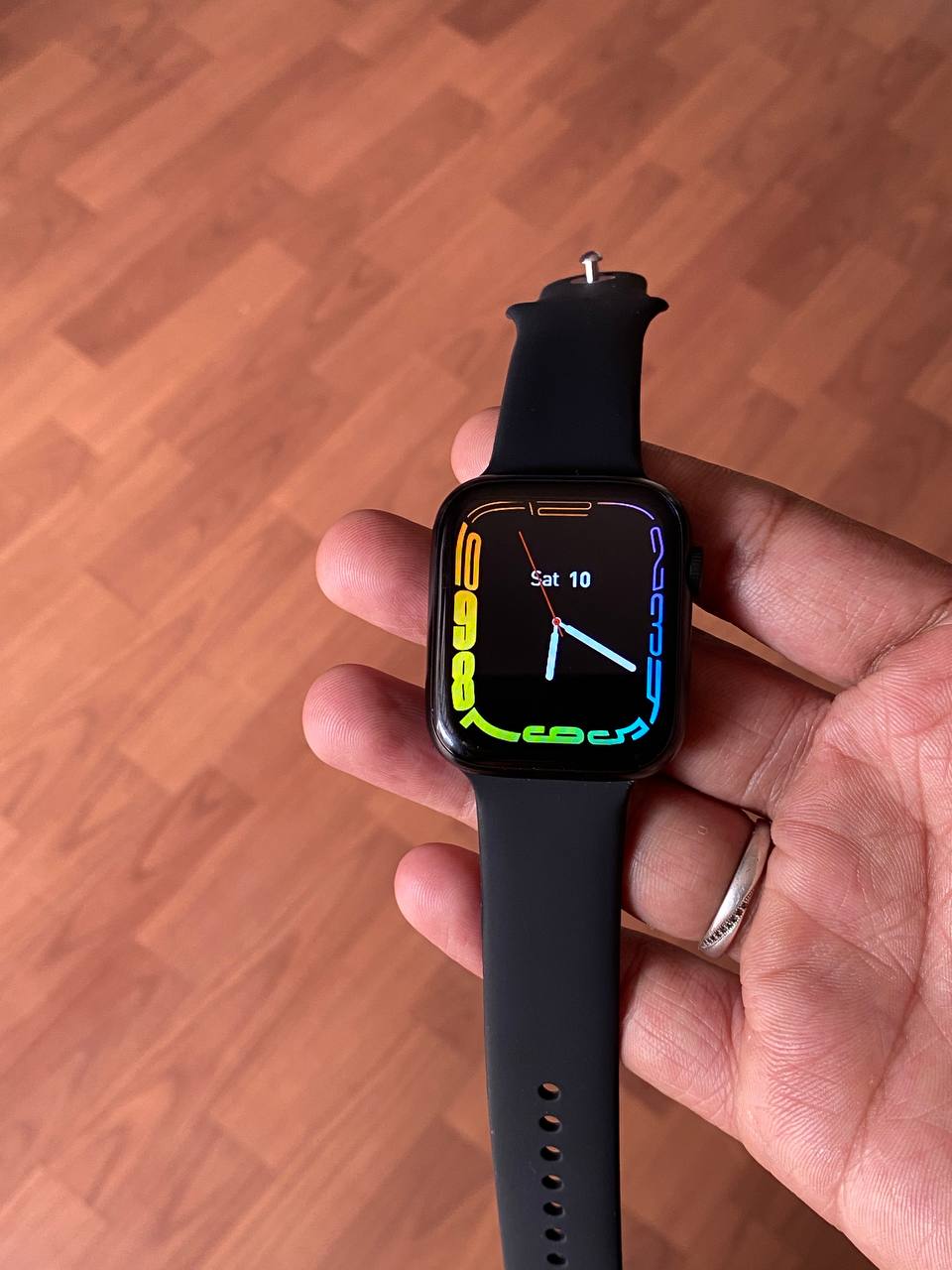 Series 8 Apple Watch with Metal Belt and Bluetooth Calling with Wireless Charging